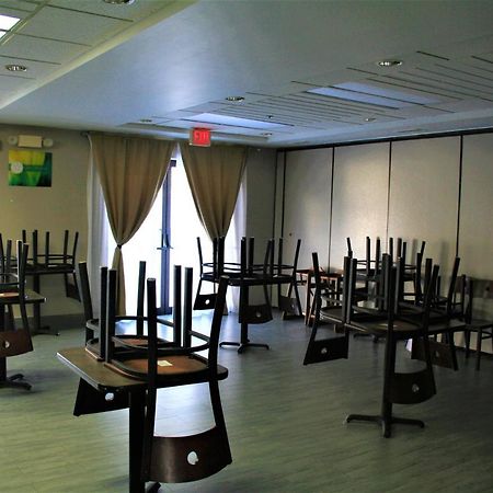 马丁斯堡品质套房酒店 Kearneysville 外观 照片